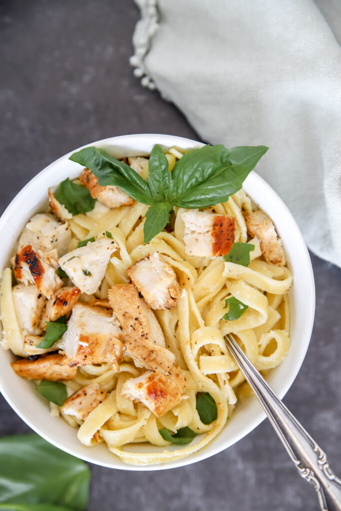 chicken pasta Alfredo