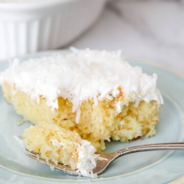 Delicious Coconut Cake