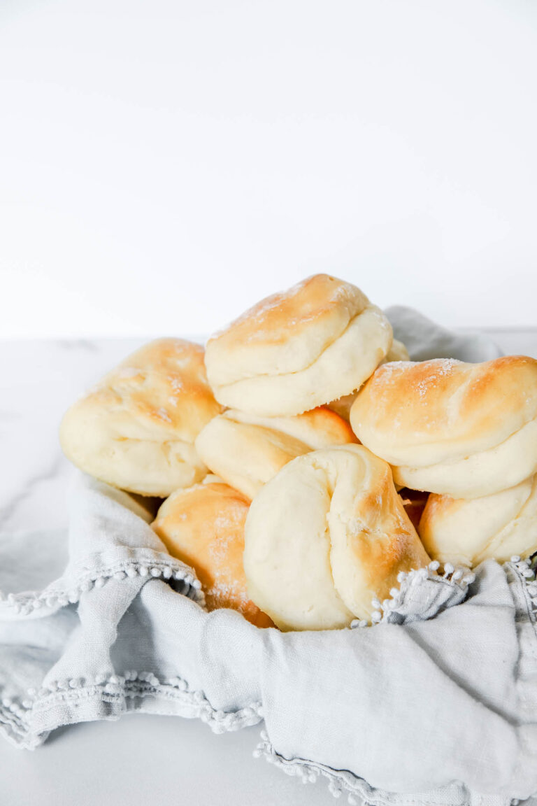 Grandma's Dinner Rolls Recipe