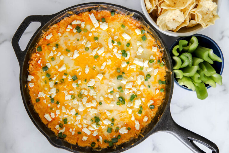 Easy Buffalo Chicken Dip Recipe