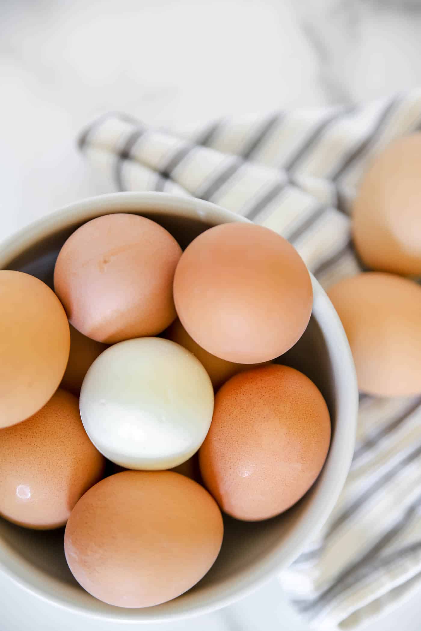 hard boiled eggs in instant pot