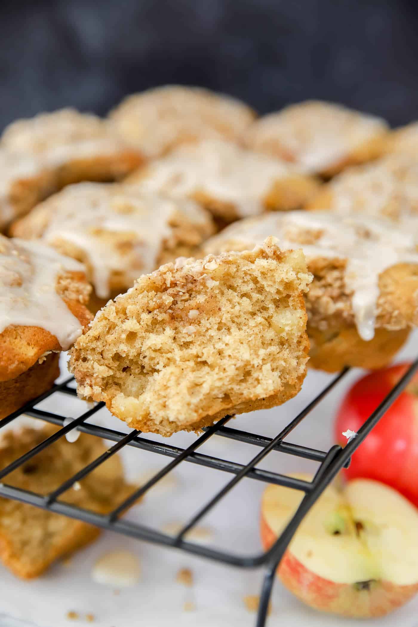 Apple Crisp Muffin with Streusel Topping