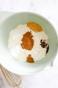 pumpkin bar dry ingredients in a bowl