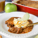 caramel apple dump cake recipe.