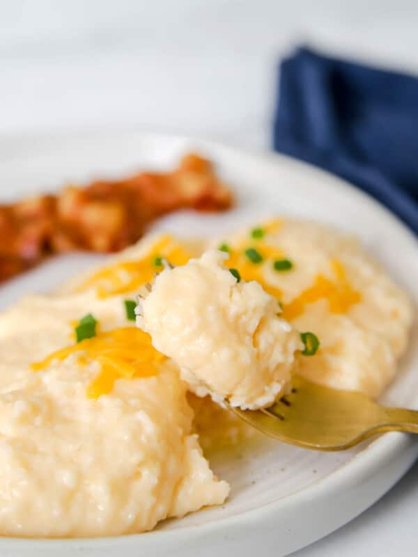 Garlic Cheese Grits